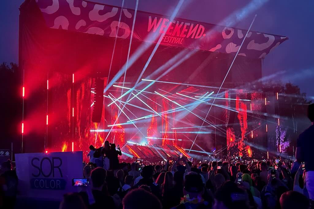 David Guetta esiintymässä Weekend Festivalilla Espoossa vuonna 2023