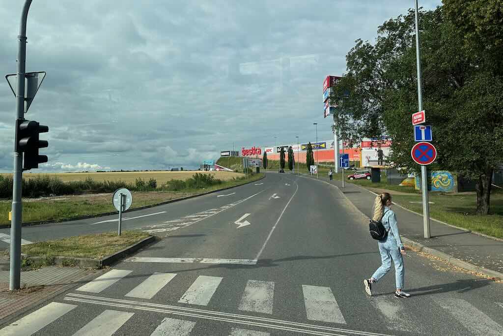 Tien päällä Prahassa