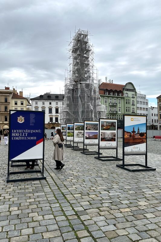 Olomouc ja Pyhän kolminaisuuden pylväs
