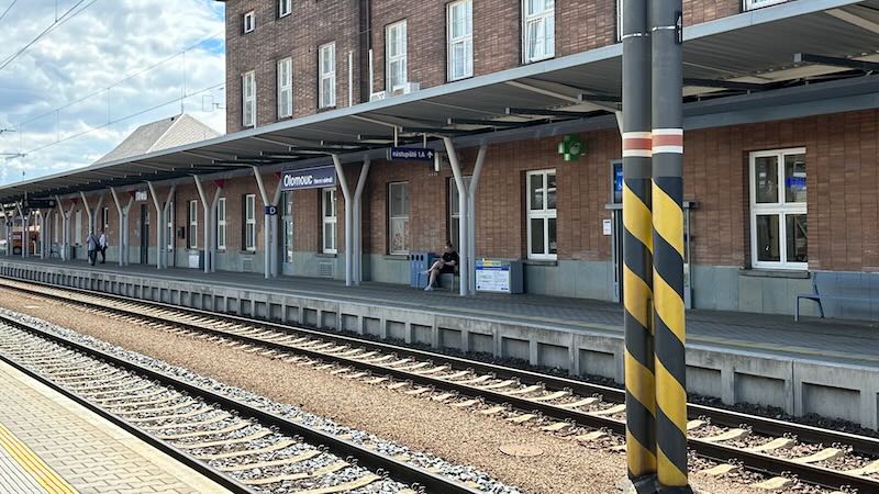 Olomoucin juna-asema