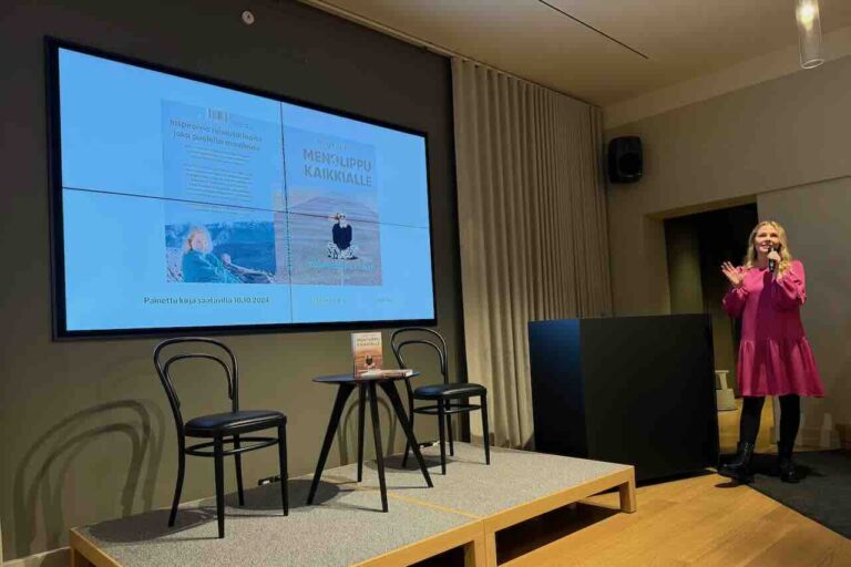 Menolippu kaikkialle ja Anna-Katri Räihä