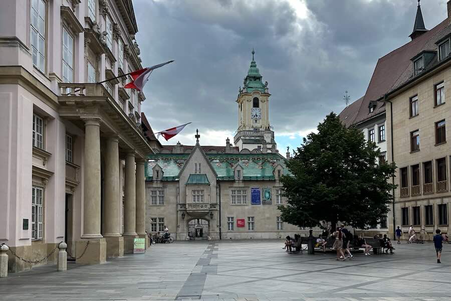 Bratislavan vanha kaupungintalo