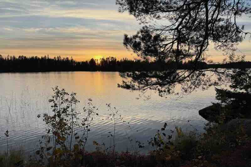 Hankajärvi ja auringonlasku Ähtärissä