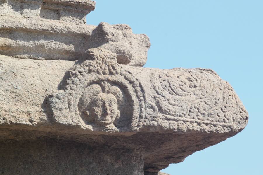 Shore-temppeli Mahabalipurar, Itä-Intian rannikolla