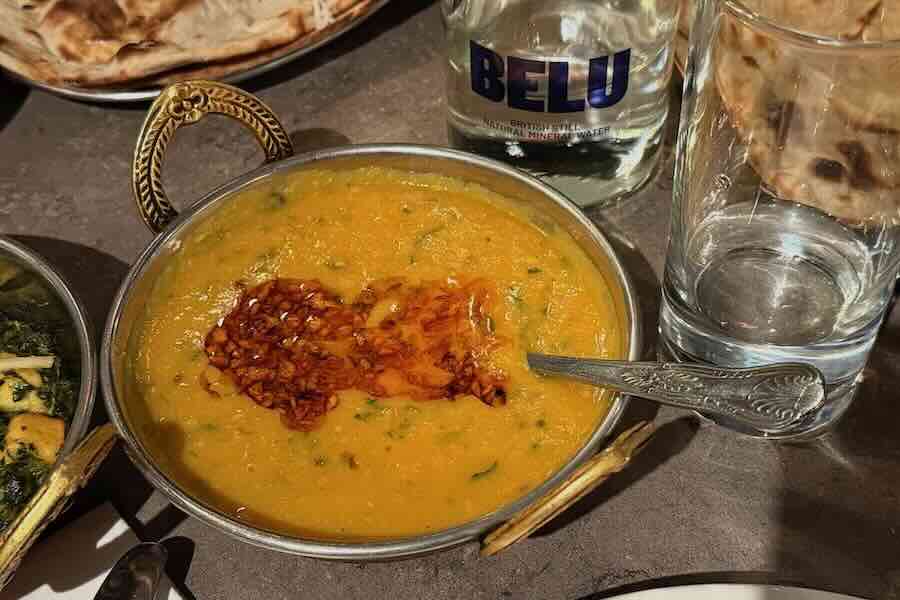 Intialaista ravintolaruokaa Lontoon Paddingtonissa