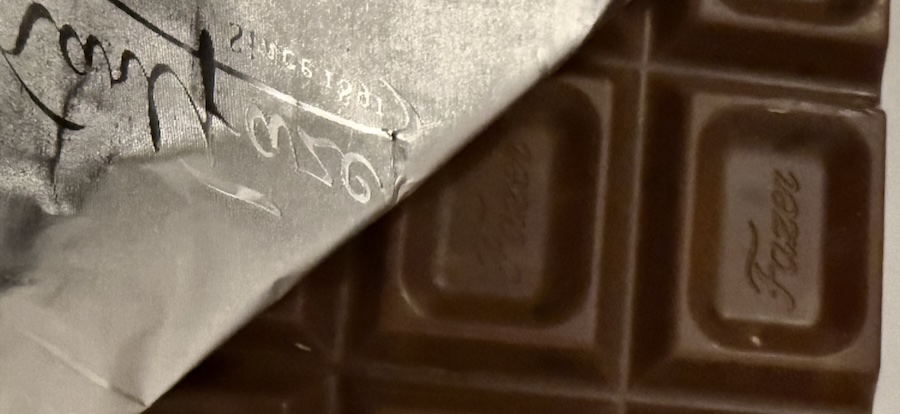 Fazerin Lontoo rae -suklaalevyä