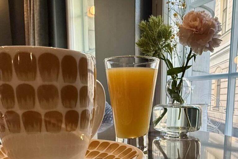 Aamiainen NH Collection Helsinki Grand Hansa -hotellissa sykähdytti