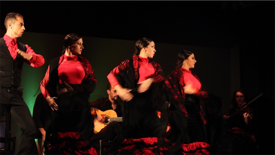 Aito flamencoesitys Espanjan Barcelonassa