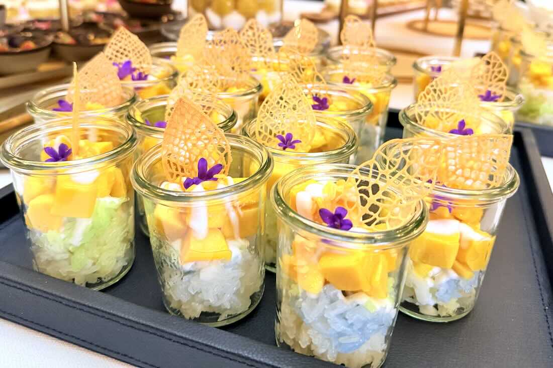 Mango sticky rice