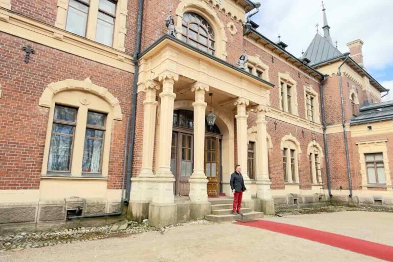 Malmgårdin kartano ja kreivi Creutz