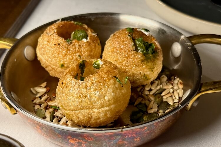 Victor's Garden ja fishnpuri