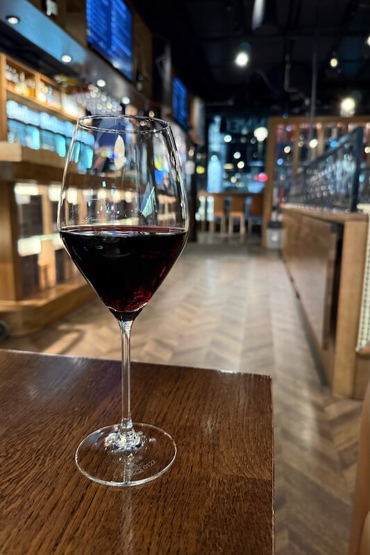 Viinilasi Wine & Tapas -ravintola